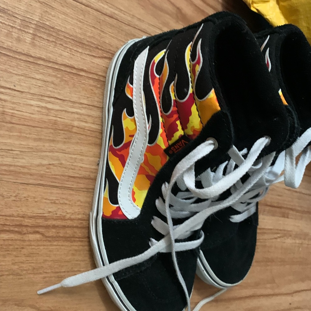 Size 3 vans
